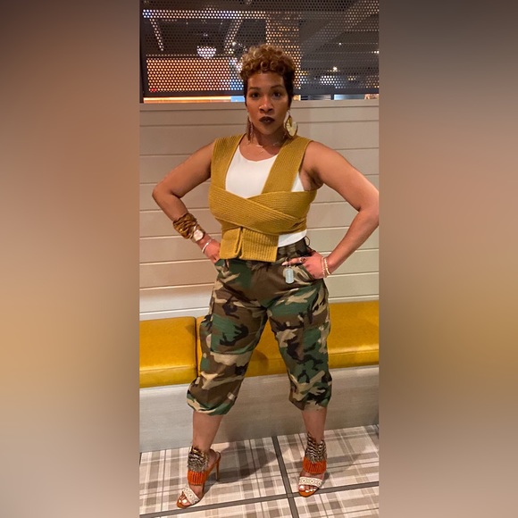 Lilac Convertible Wrap tie Sweater. Size SMALL. NWOT - Picture 5 of 8